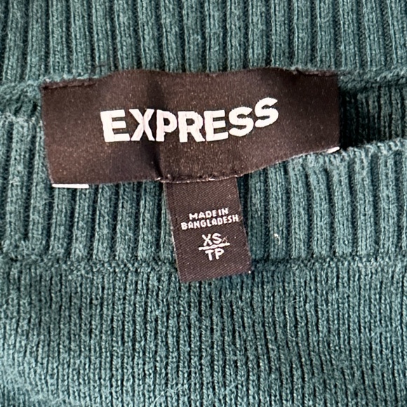 EUC Lot of 4 Express Crewneck Sweaters sz XS - Picture 6 of 11